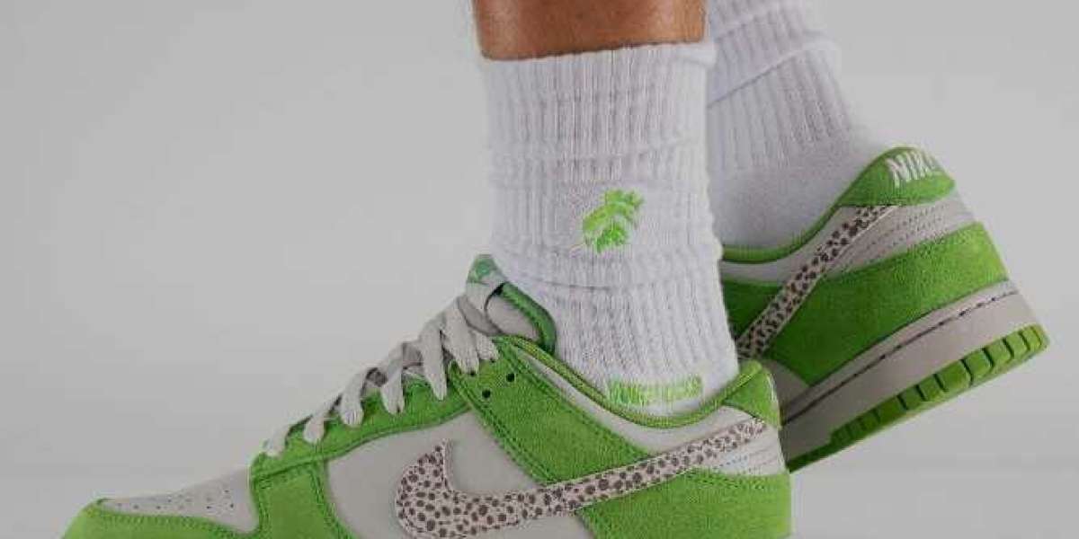 Nike Dunk Low Safari: Festive, Eye-Catching Sneaker
