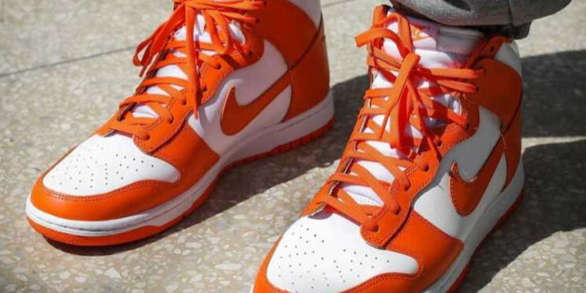 Festive kicks Nike Dunk: A Syracuse Splash of Color